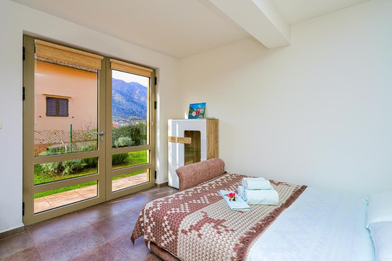 Apartment Castellino Kotor Exterior foto
